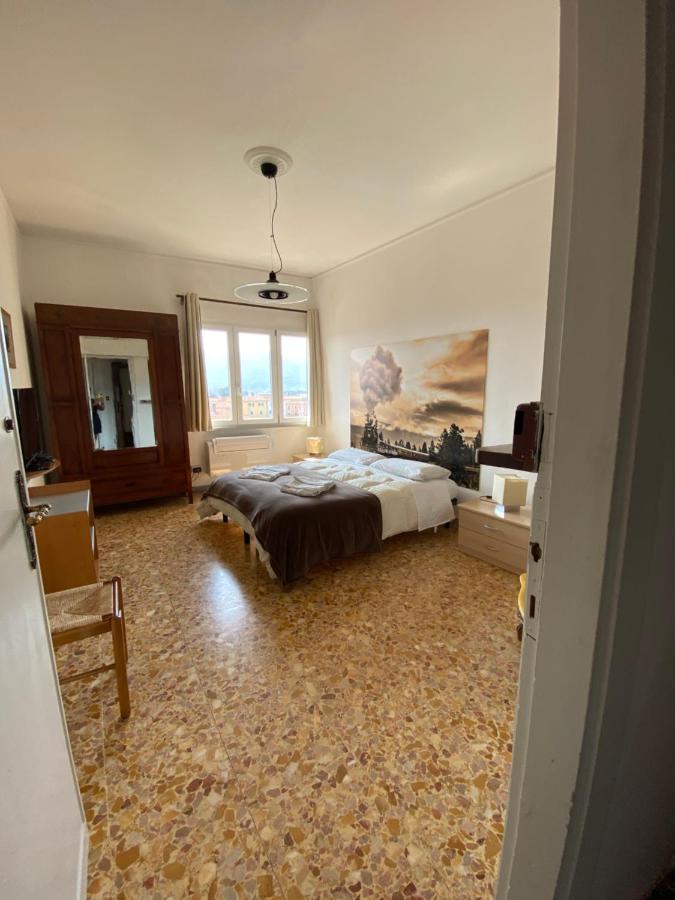 B&B Del Viaggiatore Sarzana Buitenkant foto