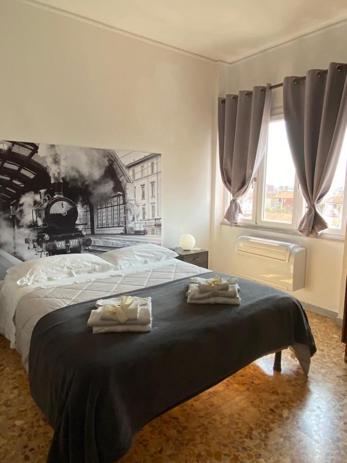 B&B Del Viaggiatore Sarzana Buitenkant foto