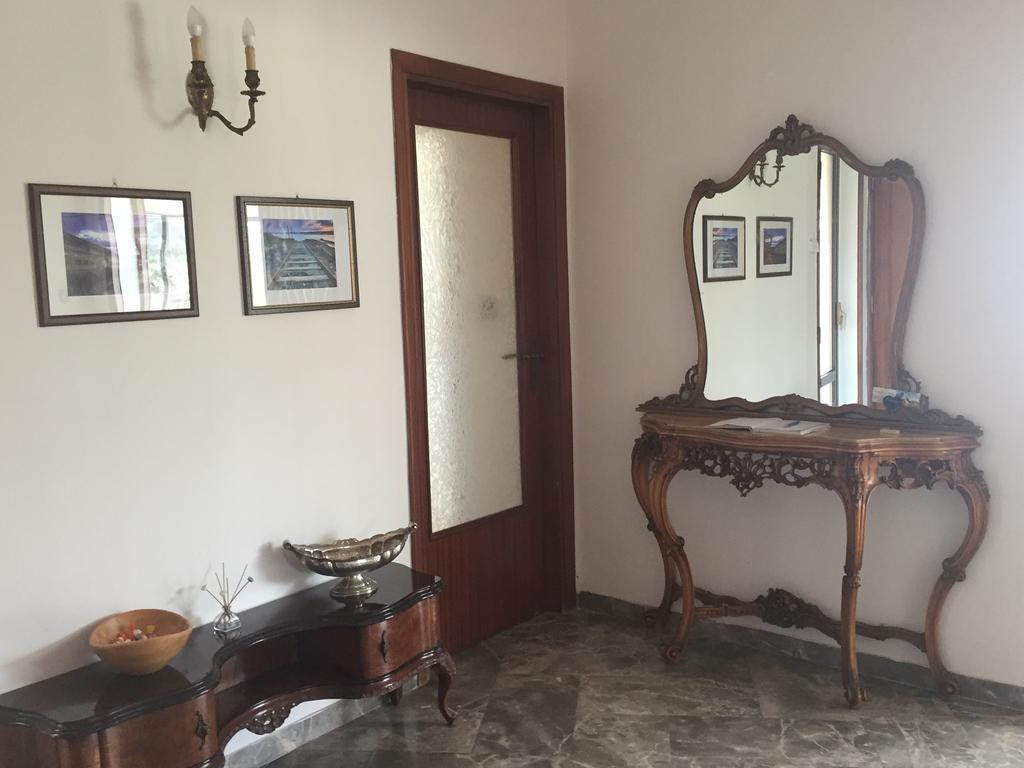 B&B Del Viaggiatore Sarzana Buitenkant foto